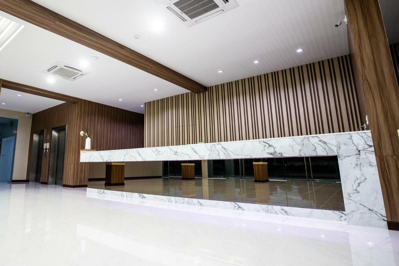 O2 Hotel Lopburi Lop Buri Exterior foto